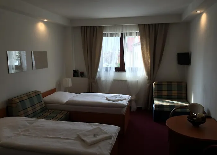 Wolf 3* Prag