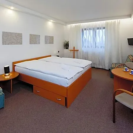 Wolf Hotel Prague