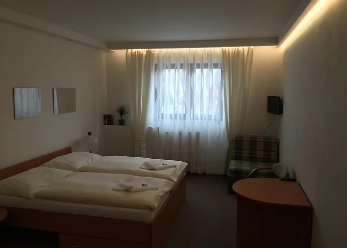 Wolf Otel Prag