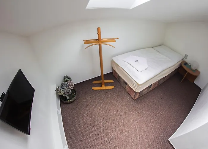 Wolf Ξενοδοχείο 3*