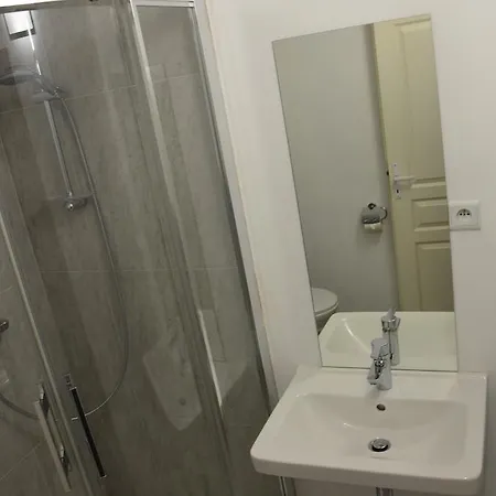Hotel Wolf Prague
